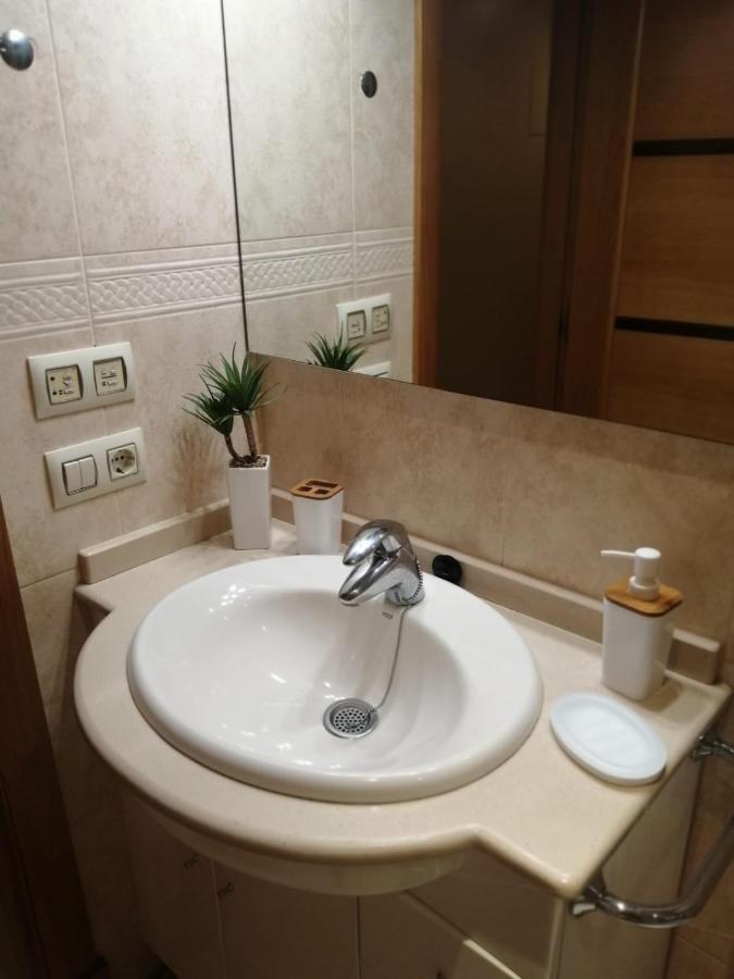 Fuengirola Apartamento Vacacional Mediterraneo Real Bagian luar foto