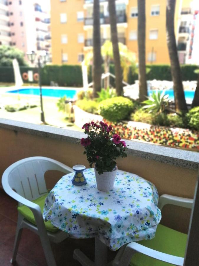 Fuengirola Apartamento Vacacional Mediterraneo Real Bagian luar foto